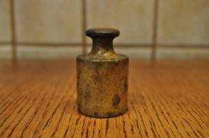 (pocz. XX w) NIEMIECKI MOSIĘŻNY ODWAŻNIK HANDLOWY - 250 g