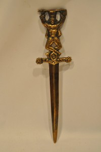 (l. 60 / 70-te XX w) /19,0 cm / 91 g - "JANOSIK" ZAKOPANE - MOSIĘŻNY NÓŻ DO LISTÓW