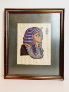 27,5 cm x 32,5 cm / PAMIĄTKA Z EGIPTU - OBRAZ / PAPIRUS W DREWNIANEJ RAMIE