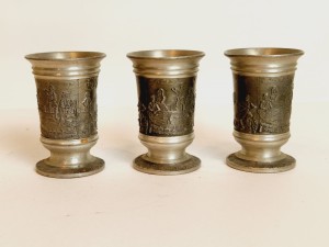 Kpl 3 szt. (6,4 cm) QUIST - MASYWNE (64 g, 65 g, 69 g) KIELISZKI - STAKANIKI CYNOWE