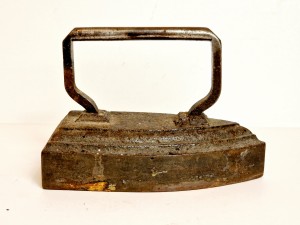 (XIX / XX w) ZABYTKOWE MASYWNE (3,74 kg) ŻELAZKO KUMULACYJNE