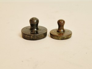 (XIX / XX w) ROSJA / 2 szt. (1 Ф / 2 Ф) ODWAŻNIKI FUNTOWE DO WAGI DZIESIĘTNEJ