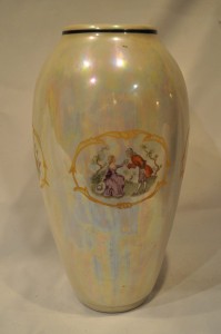 32,0 cm / 1,46 kg - CHODZIEŻ - DUŻY WAZON CERAMICZNY - "WIEDEŃSKI"