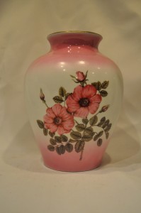 20,5 cm / 891 g - CHODZIEŻ - MAŁY WAZON CERAMICZNY