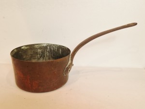 (XIX / XX w) ZABYTKOWY MASYWNY (15,5 cm / 653 g / 1,25 l) MIEDZIANY GARNEK - RONDEL