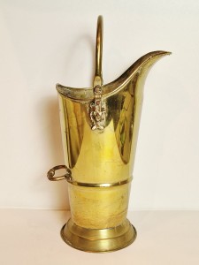 (l. 60 / 70-te XX w) WYROBY Z MOSIĄDZU - MAŁY (35,0 cm) MOSIĘŻNY DZBAN - WAZON