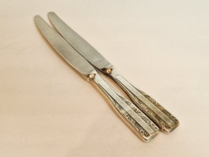 (l. 70 / 80-te XX w) NOŻE (21,8 cm) 2 szt. - HEFRA FH MET-60 WZÓR WSCHODNI