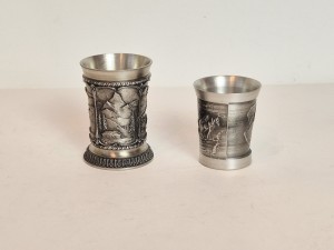 (l. 70-te XX w) 2 szt. (5,5cm, 4,4cm) STARE KIELISZKI STAKANIKI CYNOWE