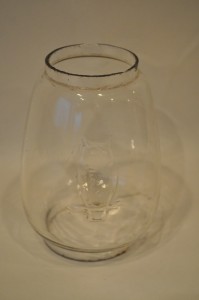 (l. 20 / 30-te XX w) SOWA (14,2 cm) KLOSZ SZKŁO - LAMPA NAFTOWA