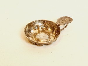(I poł. XX w) FRANCJA / "CHATEAU MAUCOIL" - MAŁE (5,0 cm / 11 g) NACZYNIE DO DEGUSTACJI WINA